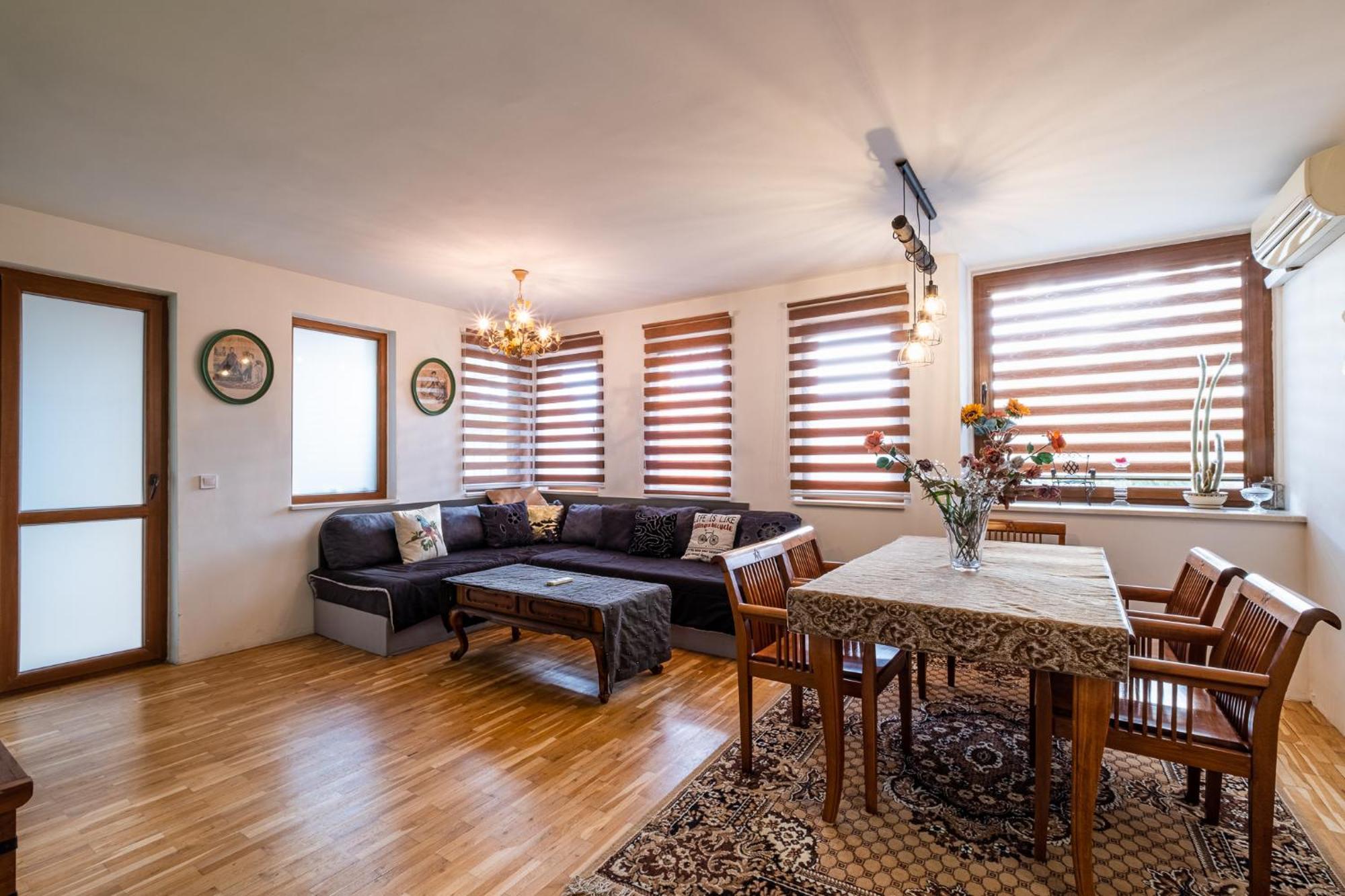 Roman Thermae 2Bdrm Sunny Apartment Varna Exterior foto